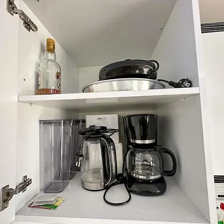 Yeni Esyali 2+1 Aktiviteli Apartment